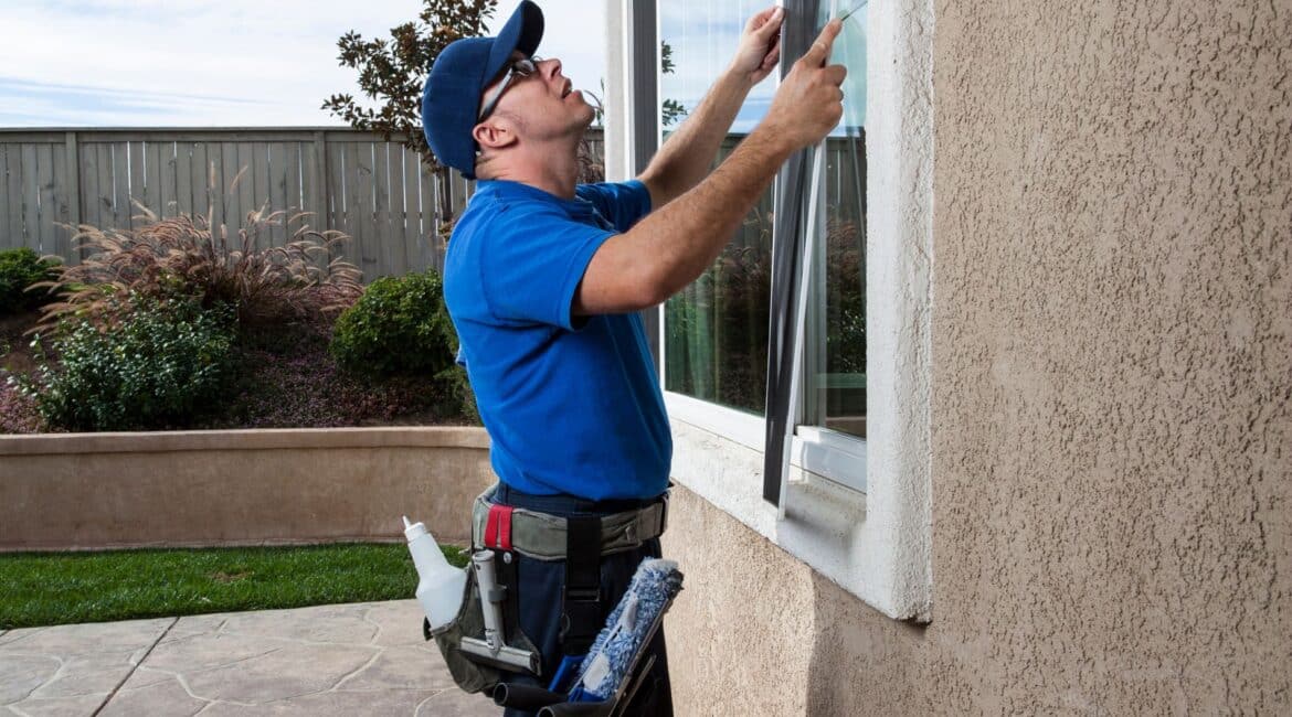 Screen system detail for a Florida lanai opening